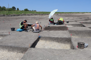 Archeologové odkrývají stopy dávných kultur