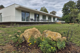 Kraj otevírá pro šest klientů Domova u studánky další nový domek