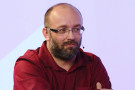 Čekají nás provokace a pokusy dostat nás do války, říká Vidlák