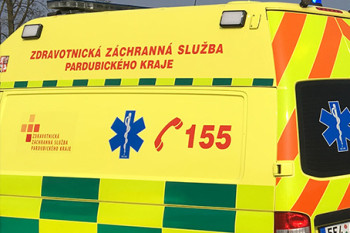 Ve Vysokém Mýtě došlo k napadení posádky záchranky